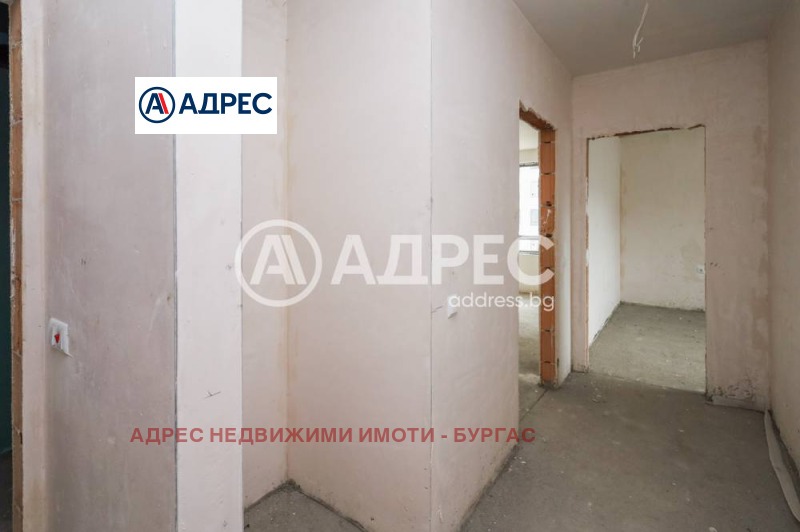 Продава 2-СТАЕН, гр. Бургас, Изгрев, снимка 13 - Aпартаменти - 47617448