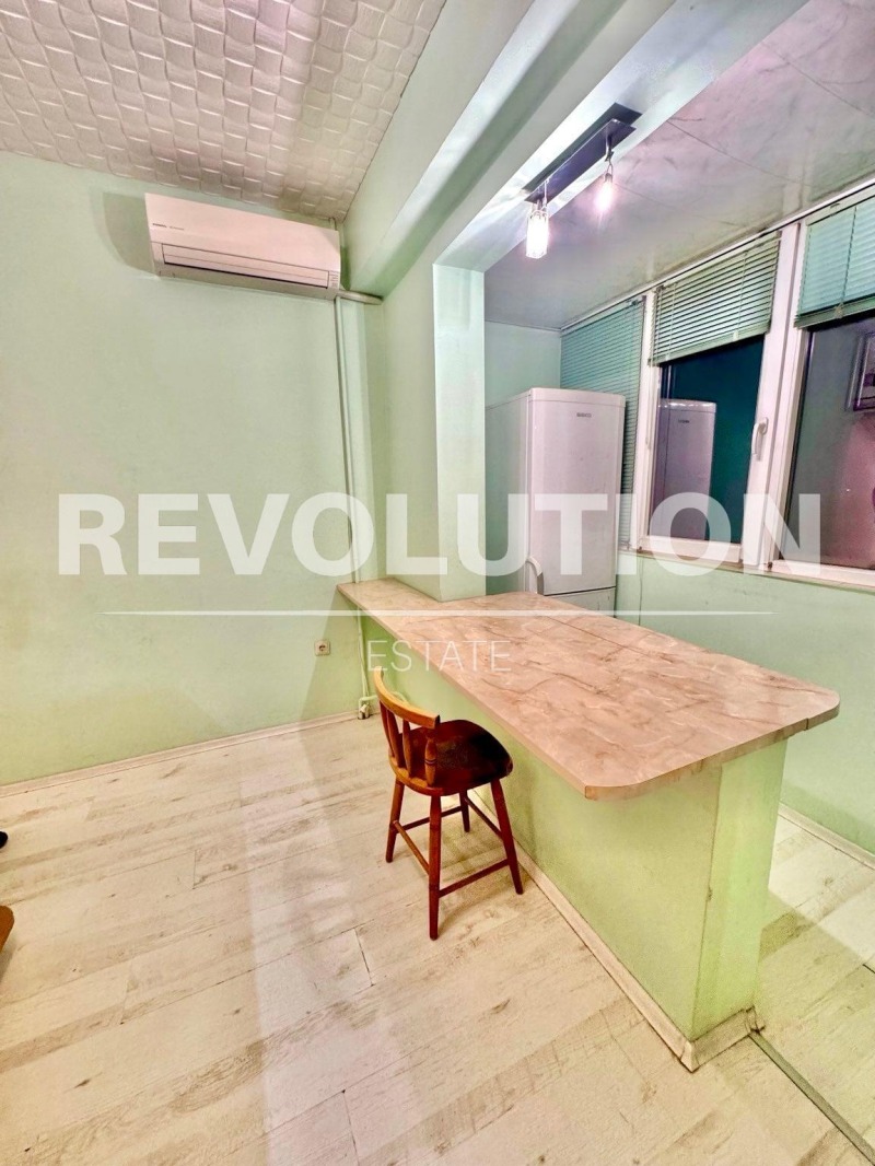 De vânzare  1 dormitor Plovdiv , Gagarin , 77 mp | 66453836 - imagine [17]