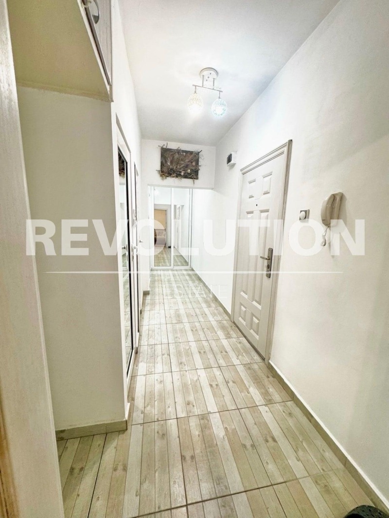De vânzare  1 dormitor Plovdiv , Gagarin , 77 mp | 66453836 - imagine [7]