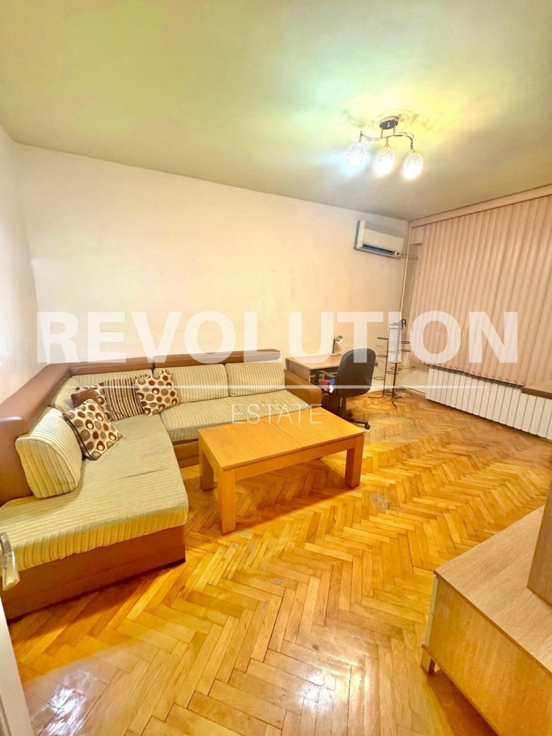 De vânzare  1 dormitor Plovdiv , Gagarin , 77 mp | 66453836 - imagine [14]
