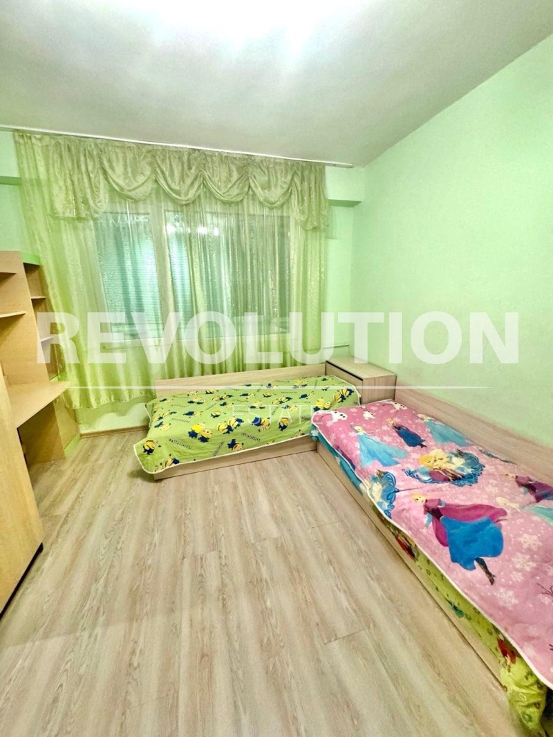De vânzare  1 dormitor Plovdiv , Gagarin , 77 mp | 66453836 - imagine [8]