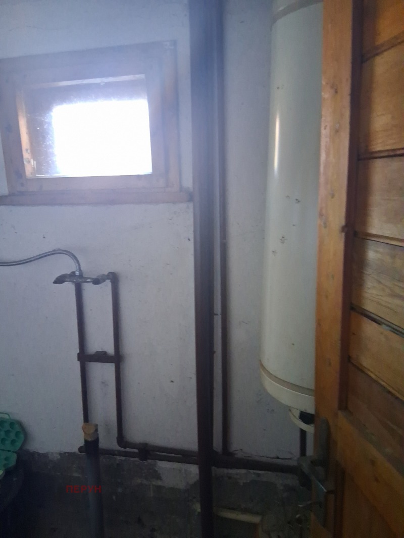 Продава КЪЩА, с. Горна Врабча, област Перник, снимка 13 - Къщи - 52667775