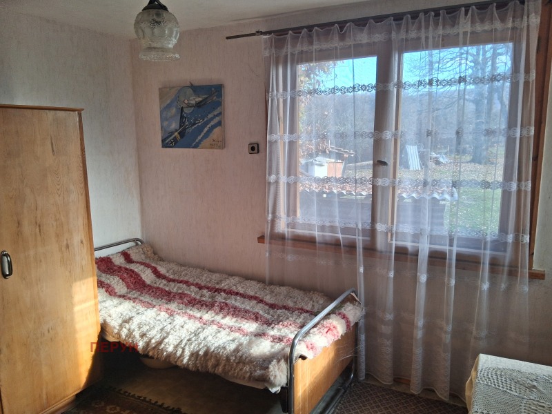 Продава КЪЩА, с. Горна Врабча, област Перник, снимка 11 - Къщи - 52667775