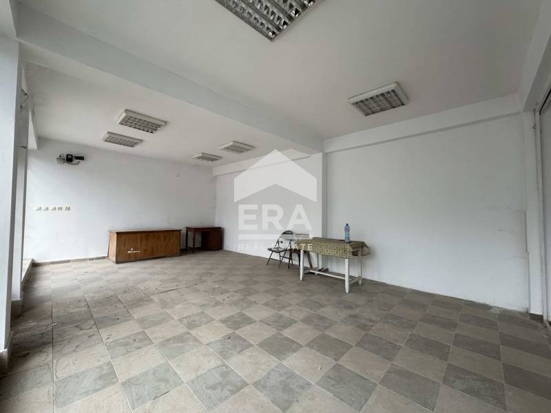 Eladó  Üzlet Silistra , Centar , 234 négyzetméter | 42249105 - kép [2]