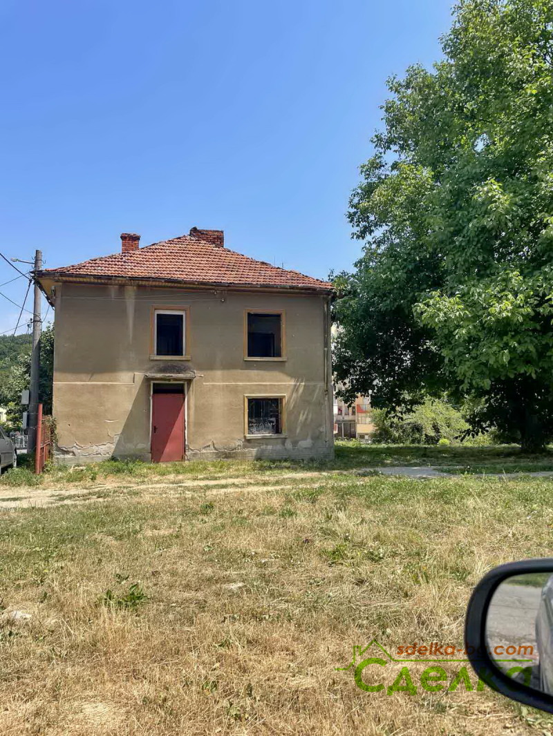 Продава КЪЩА в град Габрово, Бичкиня - 158 кв.м / При запитване, СДЕЛКА