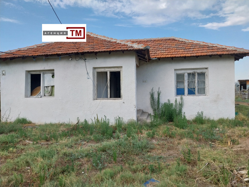 Продава САМОСТОЯТЕЛНА СГРАДА в област Стара Загора, с. Знаменосец - 1500 кв.м / При запитване, ТМ ИМОТИ
