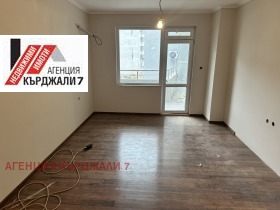 2-стаен град Кърджали, Възрожденци 4