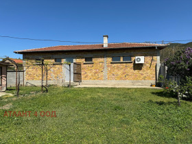 Продажба на имоти в с. Енина, област Стара Загора - изображение 10 