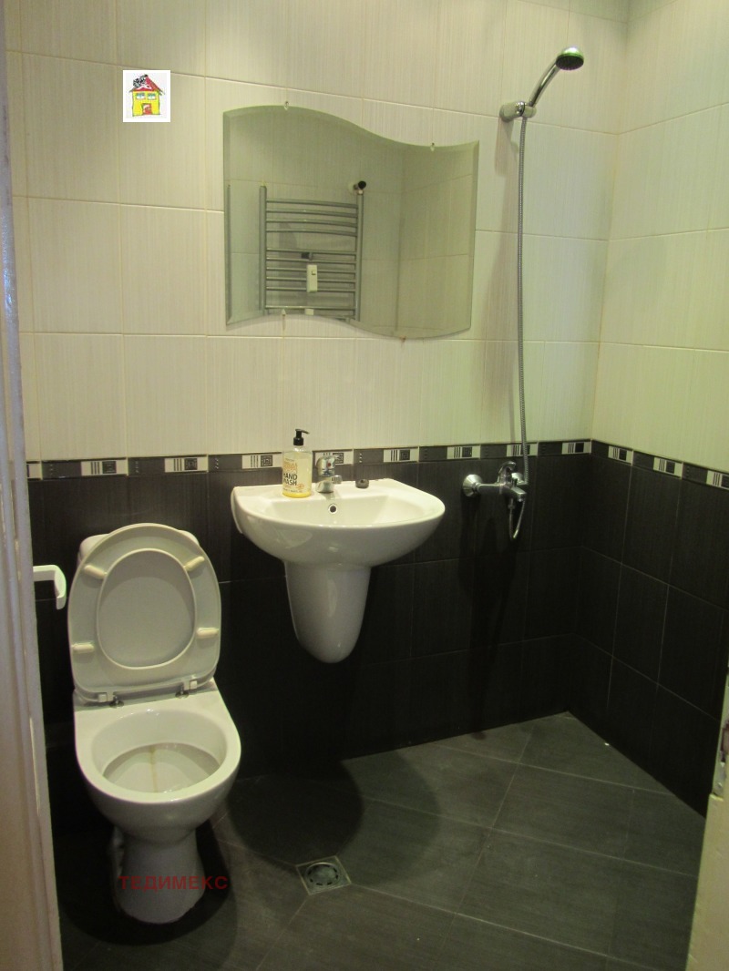 Till salu  Studio Sofia , Ljulin 10 , 40 kvm | 64766468 - bild [4]