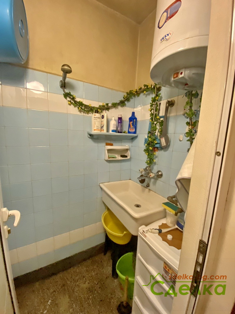 Продава  3-стаен град Габрово , Център , 78 кв.м | 41708105 - изображение [15]