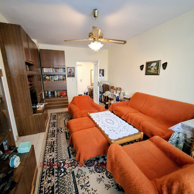 Продава 3-СТАЕН, гр. София, Хаджи Димитър, снимка 2 - Апартаменти - 53275389