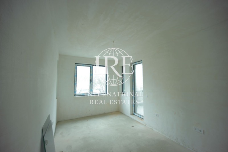 Продава 3-СТАЕН, гр. Варна, Погреби, снимка 4 - Апартаменти - 53332105