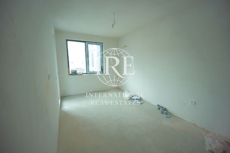 Продава 3-СТАЕН, гр. Варна, Погреби, снимка 5 - Апартаменти - 53332105