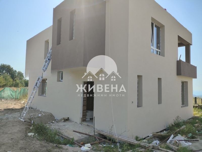 Продава КЪЩА, гр. Варна, м-т Боровец - юг, снимка 2 - Къщи - 46738591