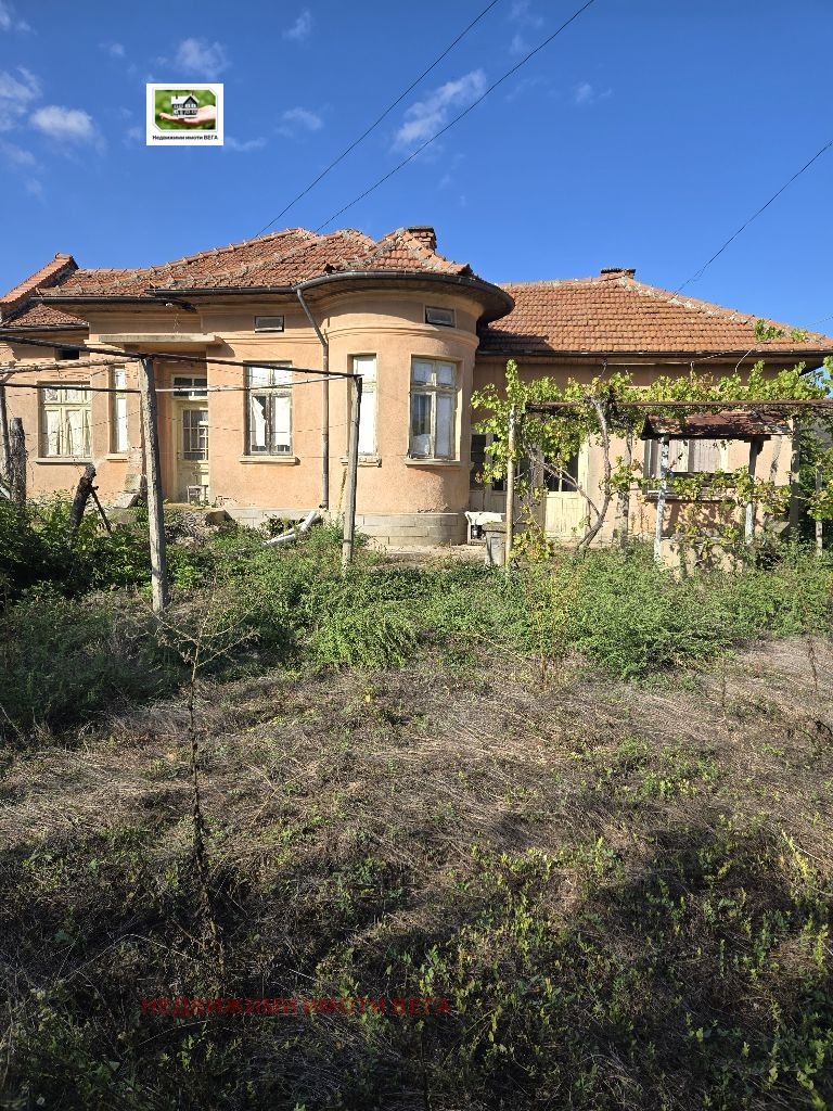 Продава  Къща област Велико Търново , с. Драганово , 115 кв.м | 14190373