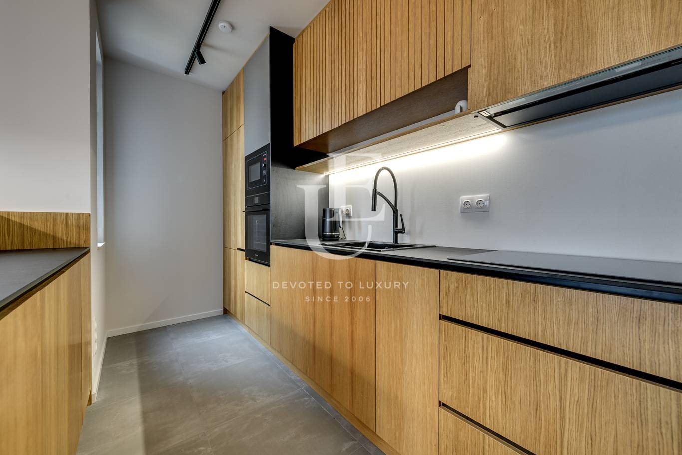 Продава 3-СТАЕН, гр. София, Дружба 2, снимка 2 - Апартаменти - 53022099