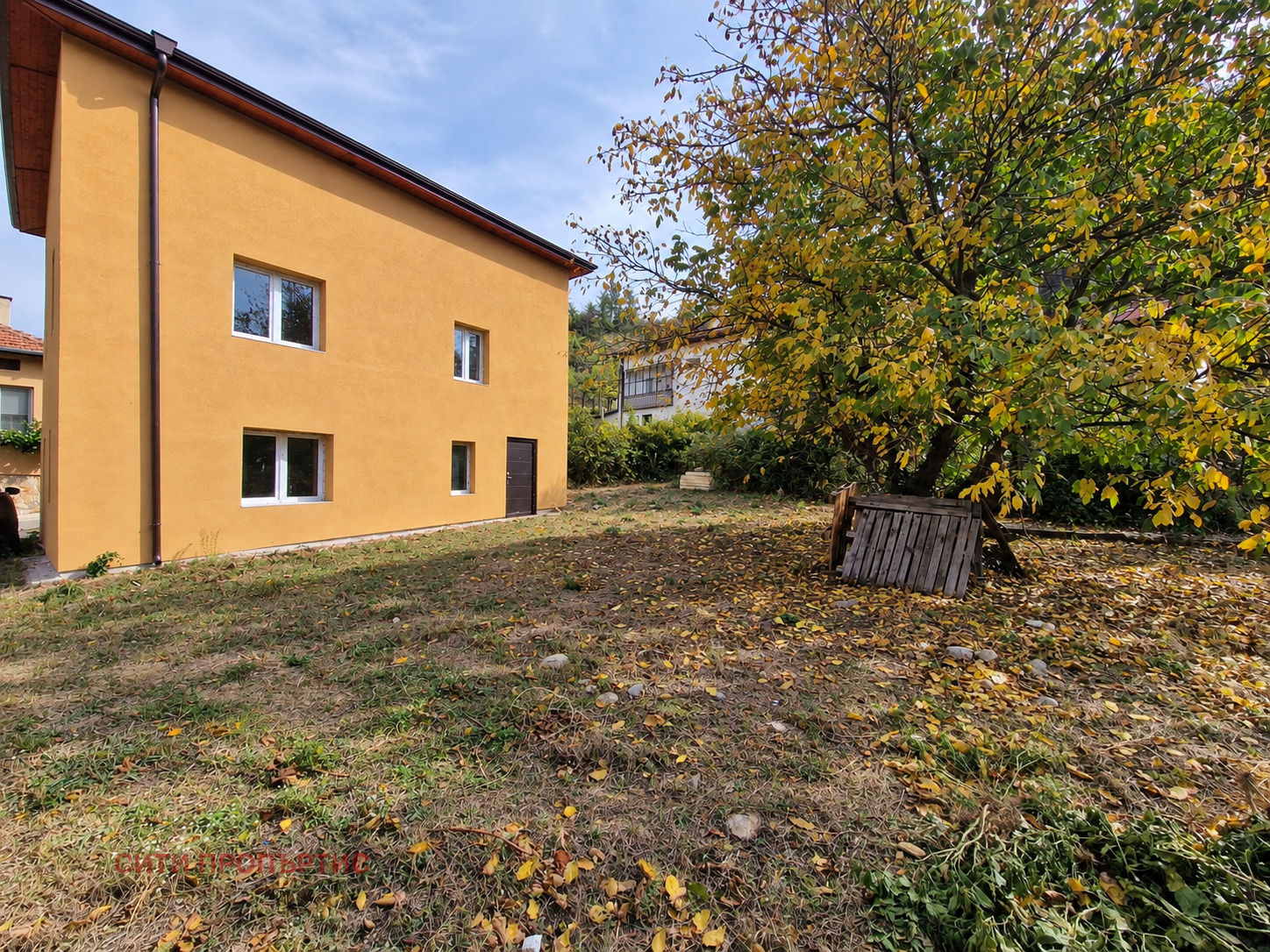 Продава КЪЩА, с. Пороминово, област Кюстендил