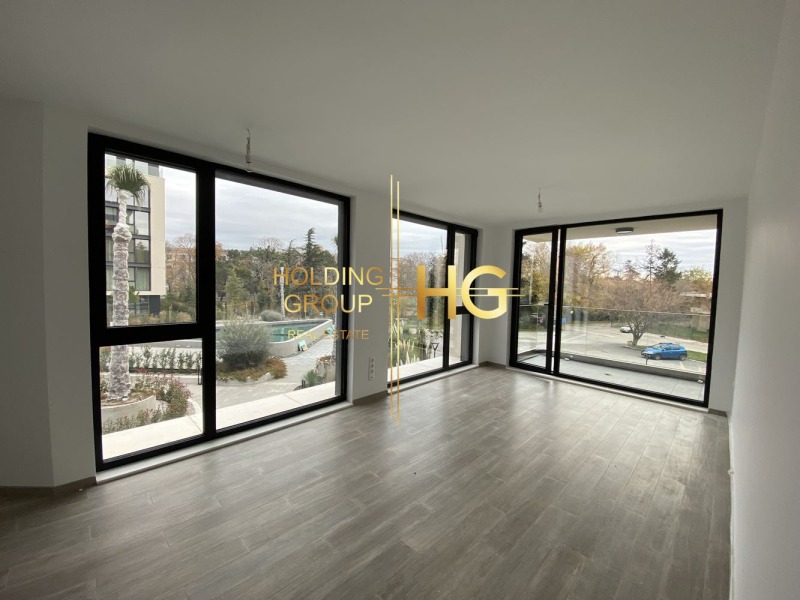 Продава 2-СТАЕН в град Варна, к.к. Св.Св. Константин и Елена - 74 кв.м / 281 300 € » 550 174.98 лв., ХОЛДИНГ ГРУП