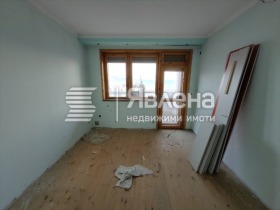 3+ soveværelse Osvobozhdenie, Blagoevgrad 7