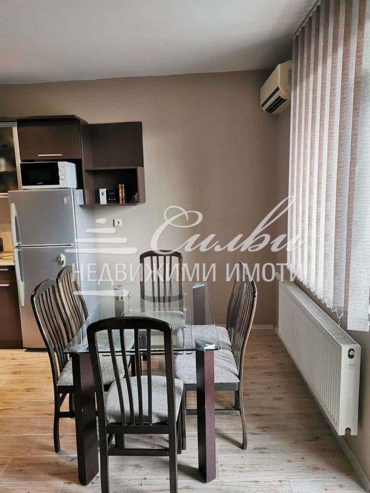 Продава  2-стаен град Търговище , Вароша , 72 кв.м | 70998799 - изображение [2]