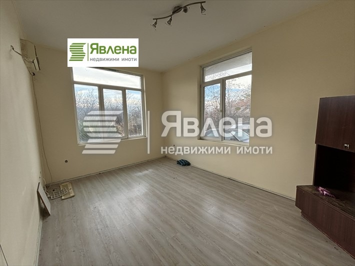Na prodej  2 ložnice Plovdiv , Južen , 70 m2 | 57136287