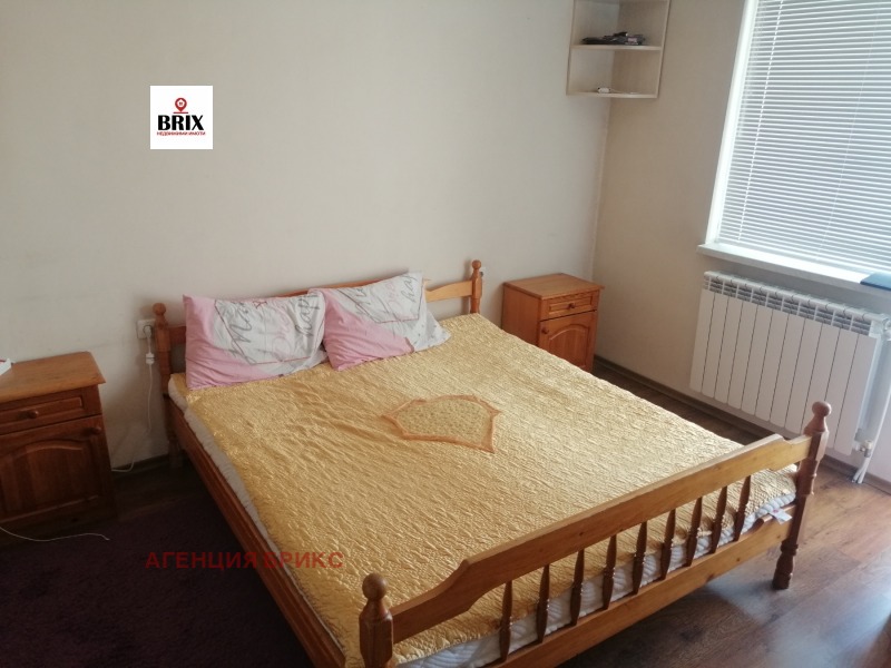 Na prodej  2 ložnice Ruse , Rodina 1 , 80 m2 | 98338616 - obraz [4]