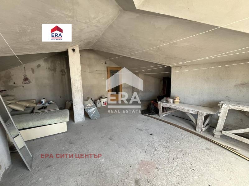 En venta  2 dormitorios Stara Zagora , Operata , 117 metros cuadrados | 62371279