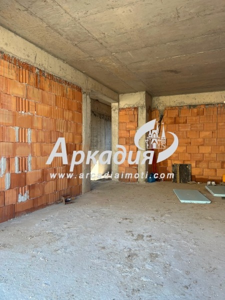 Продава  Къща, област Пловдив, с. Марково •  285 000 EUR • ID 65837295 — holmes.bg - [1] 