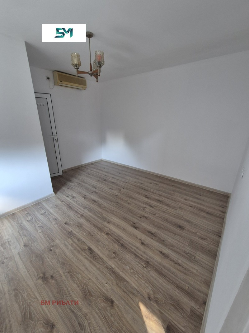 Myytävänä  Talo Veliko Tarnovo alue , Pavlikeni , 64 neliömetriä | 52601362 - kuva [3]