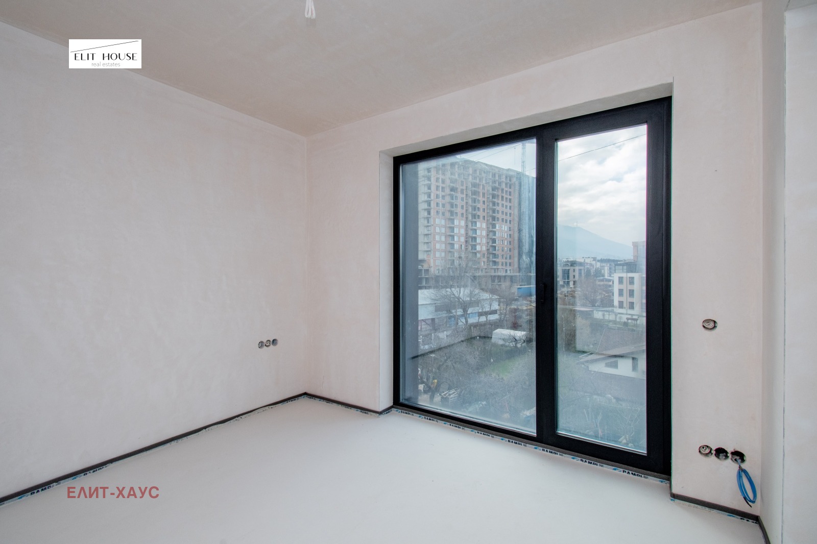 Продава 4-СТАЕН, гр. София, Кръстова вада, снимка 2 - Апартаменти - 53677803
