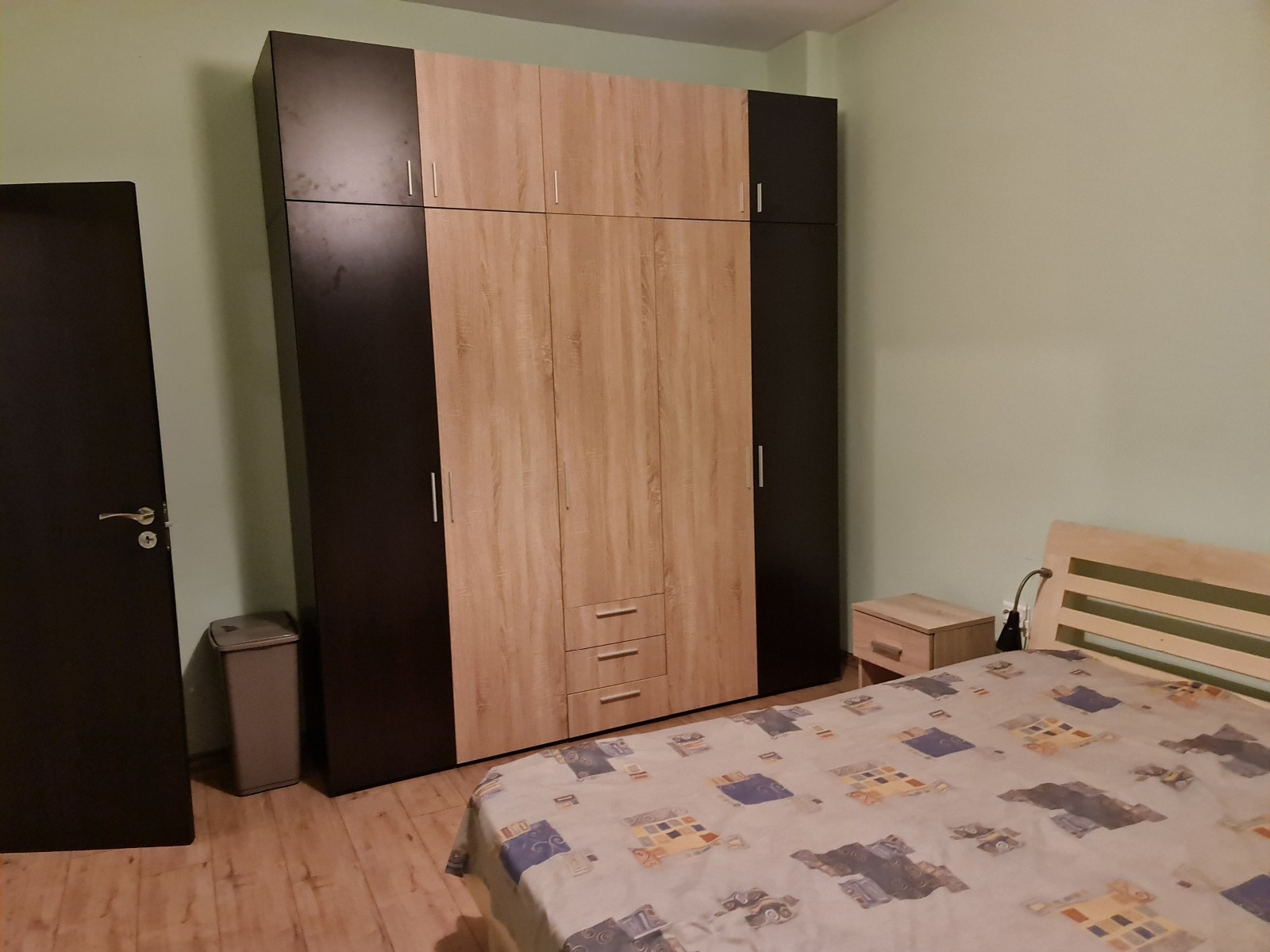 Продава ЕТАЖ ОТ КЪЩА, гр. София, Център, снимка 6 - Етаж от къща - 53934126