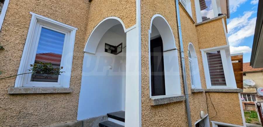 Продава КЪЩА, гр. Севлиево, област Габрово, снимка 2 - Къщи - 54206397