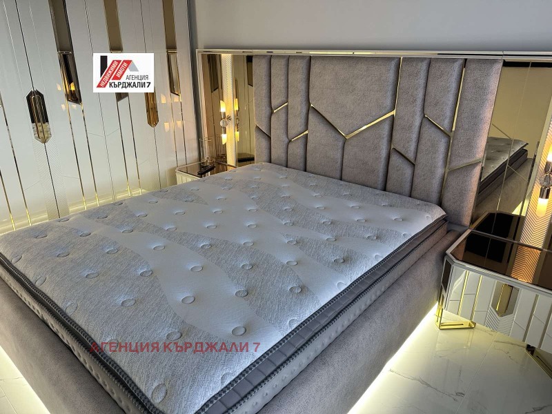 Продава  3-стаен град Кърджали , Възрожденци , 100 кв.м | 52682039 - изображение [17]