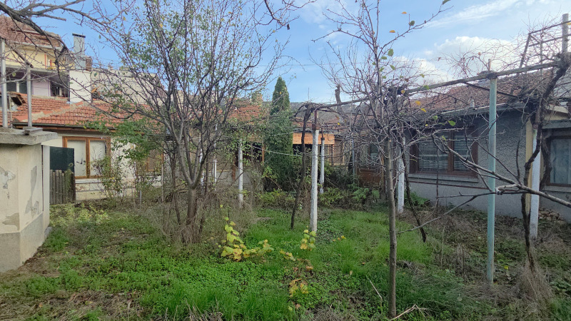 Продава КЪЩА, гр. Провадия, област Варна, снимка 12 - Къщи - 52651263