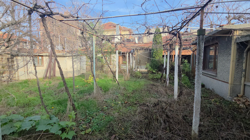 Продава КЪЩА, гр. Провадия, област Варна, снимка 5 - Къщи - 52651263