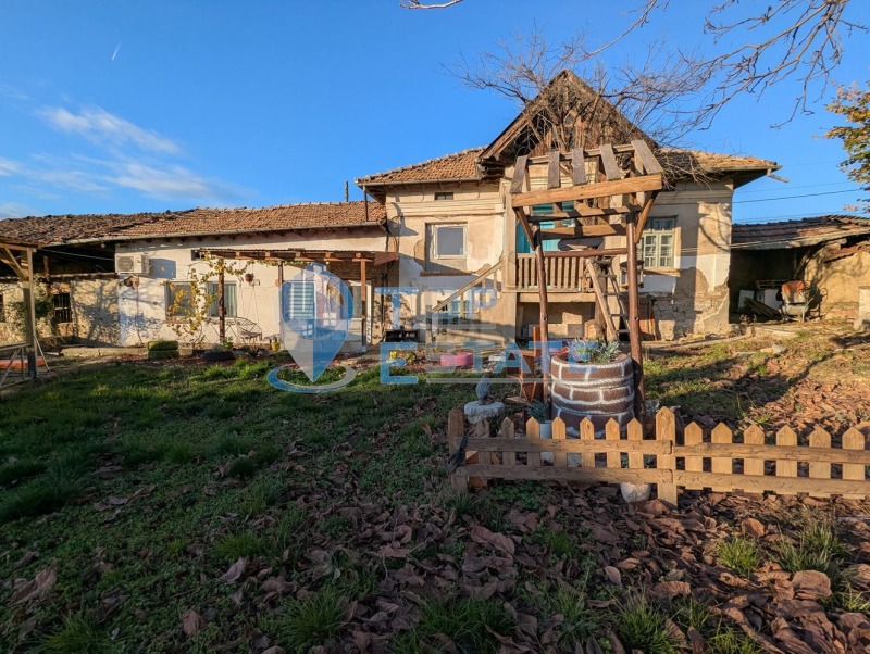 Продава КЪЩА, с. Поликраище, област Велико Търново, снимка 13 - Къщи - 52661993