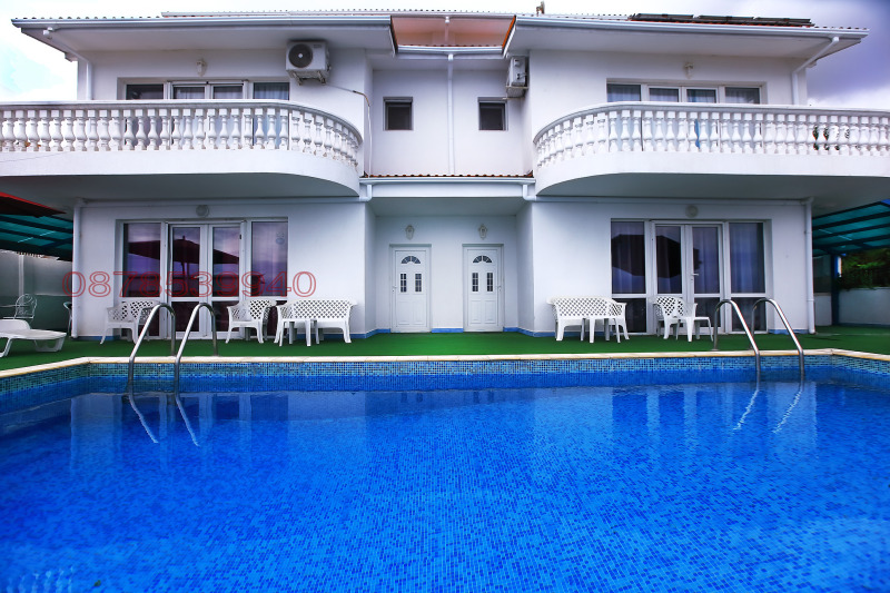 Продава ВИЛА, гр. Балчик, област Добрич, снимка 3 - Вили - 53382367