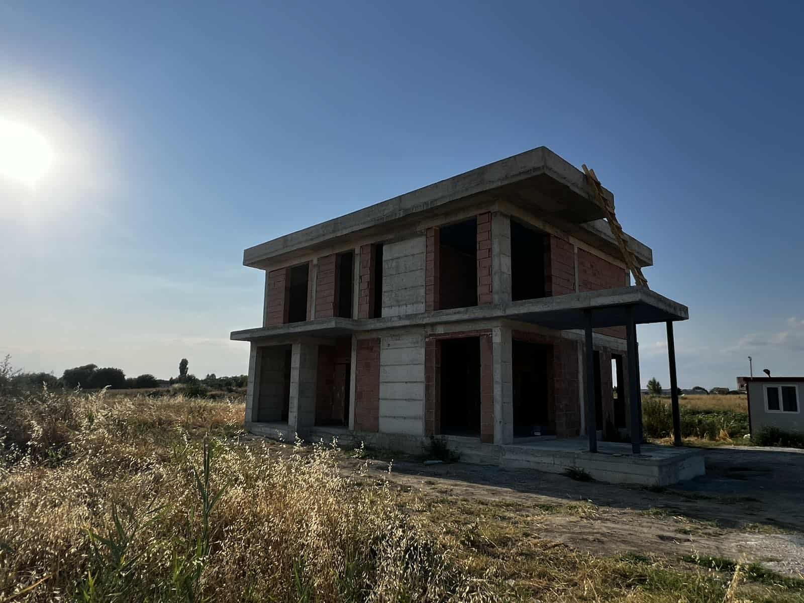 Продава КЪЩА, с. Златитрап, област Пловдив, снимка 2 - Къщи - 51718994