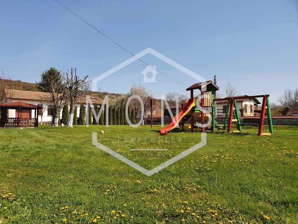 Продава ХОТЕЛ, с. Емен, област Велико Търново, снимка 6 - Хотели - 49077354