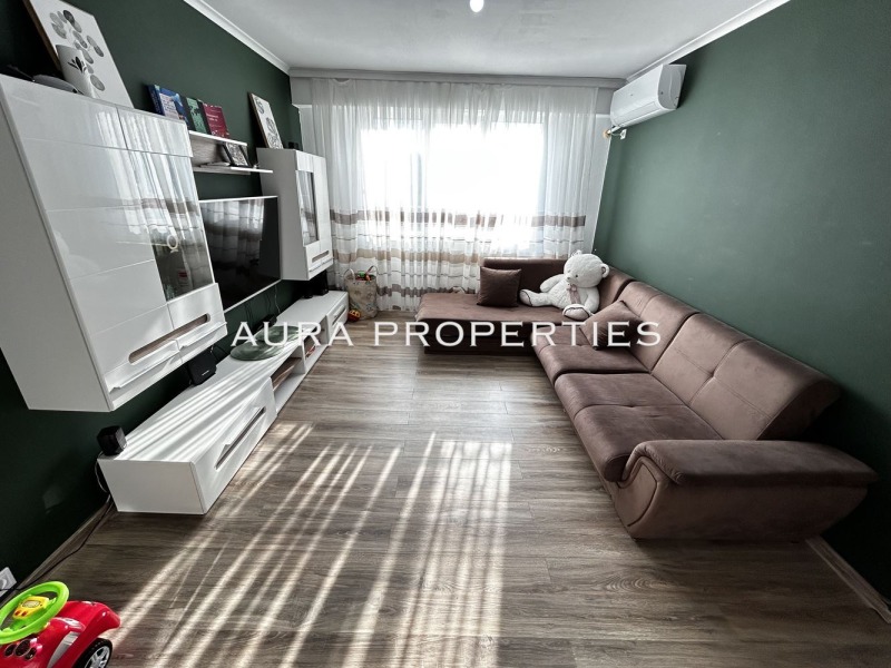Продава 2-СТАЕН в град Разград, Орел - 74 кв.м / 76 693.78 € » 150 000 лв., ЕВОЛЮТ - ХП