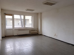 ОФИС, 32 m2