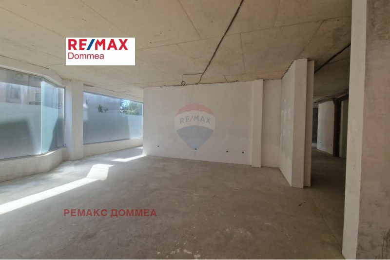 En venta  Oficina Varna , Briz , 199 metros cuadrados | 73761317
