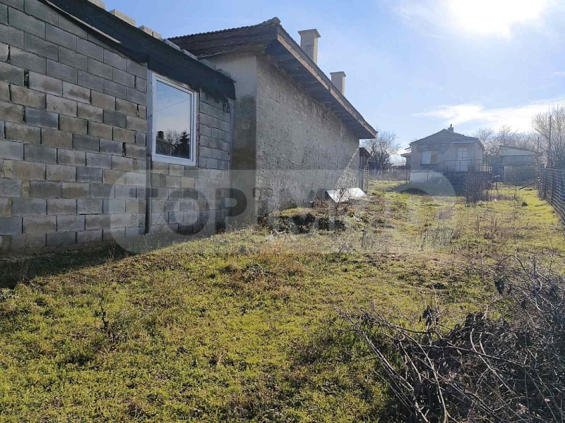 Продава КЪЩА, с. Водица, област Варна, снимка 14 - Къщи - 52822491