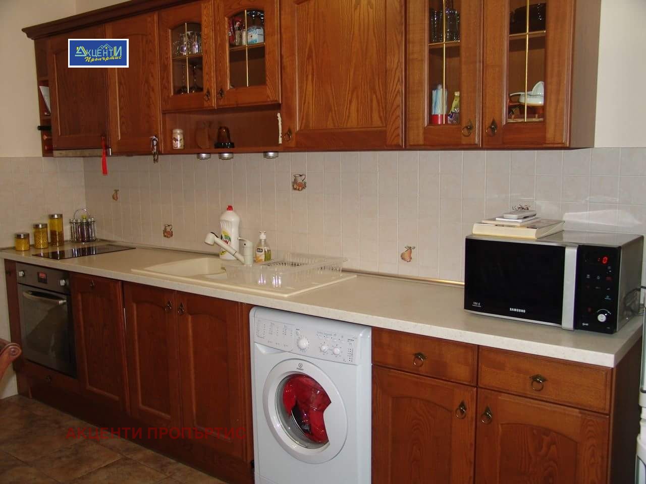 Продава 3-СТАЕН, гр. Велико Търново, Колю Фичето, снимка 2 - Апартаменти - 56079340
