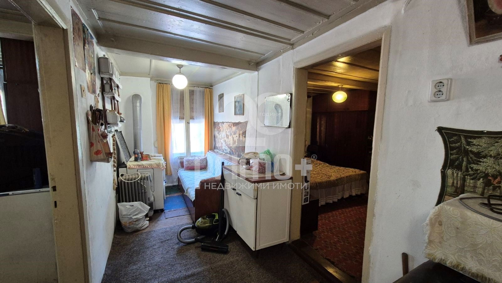 Продава ЕТАЖ ОТ КЪЩА, гр. Велико Търново, Стара част, снимка 2 - Етаж от къща - 53679585