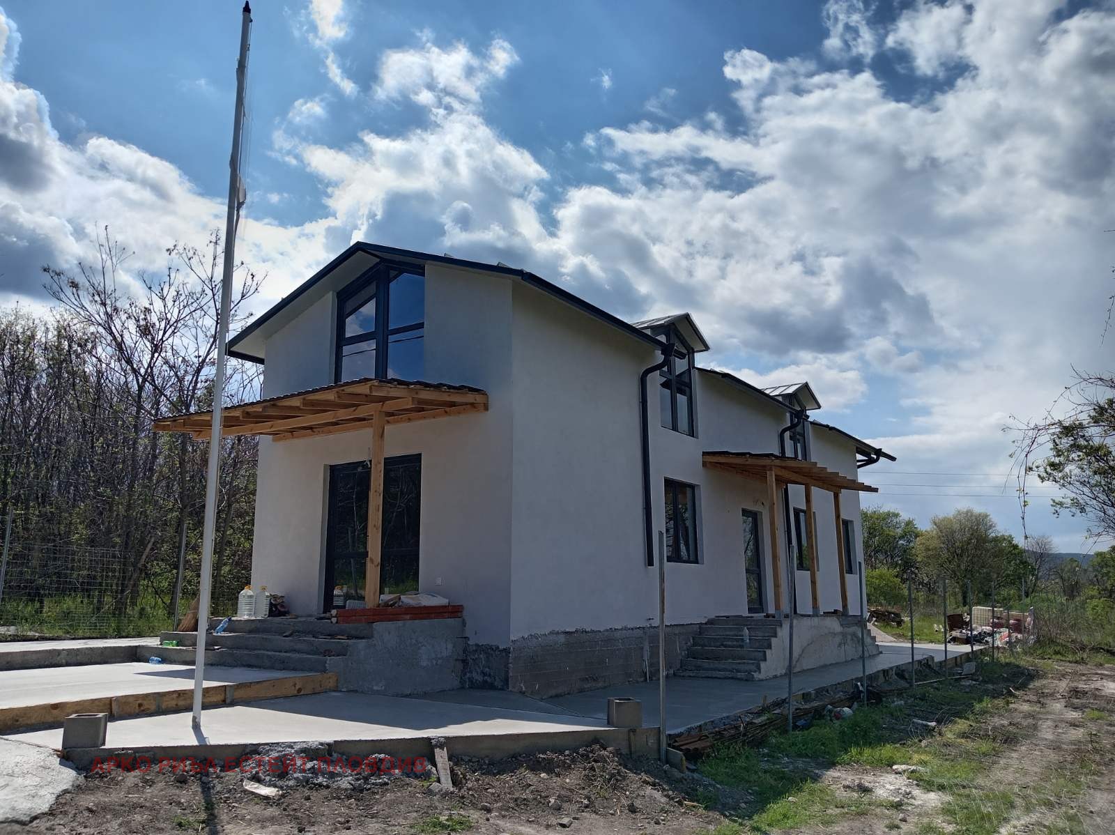 Продава КЪЩА, с. Марково, област Пловдив