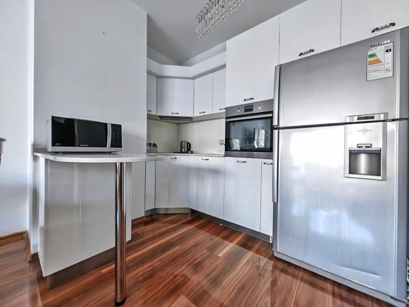 À venda  2 quartos Varna , k.k. Slantchev den , 157 m² | 98117917 - imagem [2]