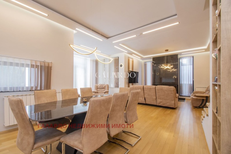 Na sprzedaż  Dom Sofia , Dragalewci , 390 mkw | 64515869 - obraz [2]