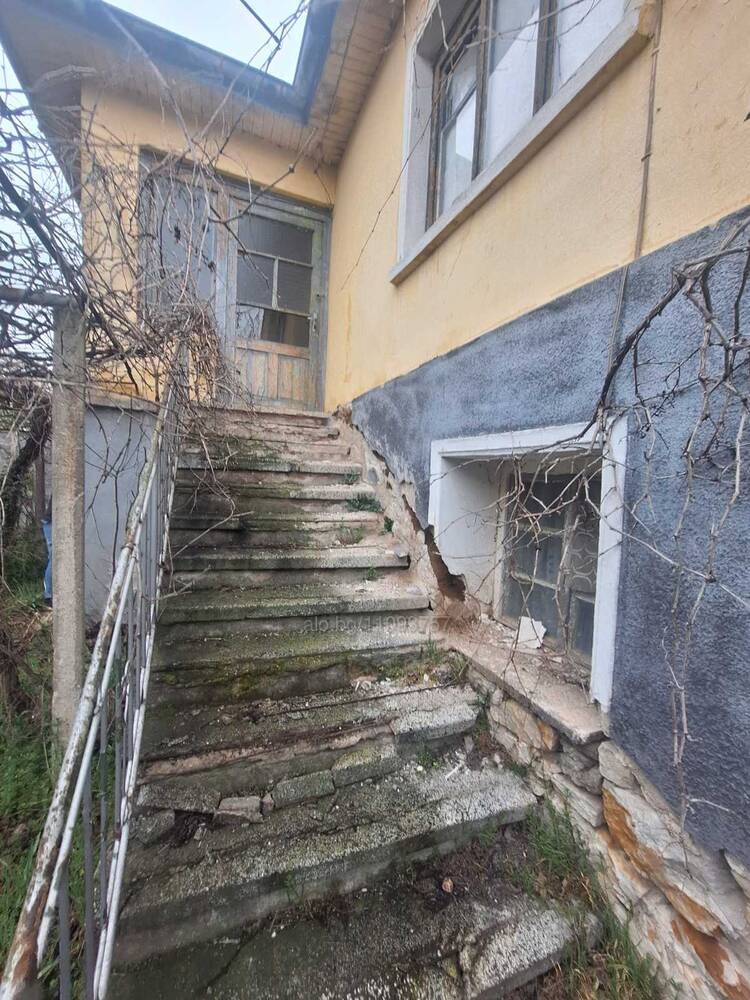 Продава КЪЩА, с. Мало Конаре, област Пазарджик