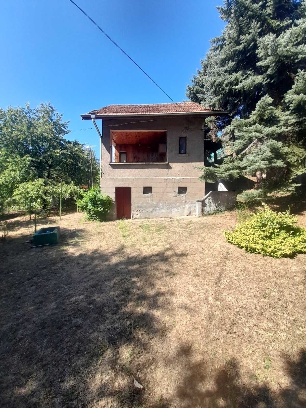 Продава КЪЩА, гр. Своге, област София област